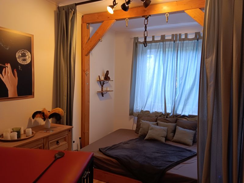 Balkenkonstruktion mit Ösen und Aufhängeset