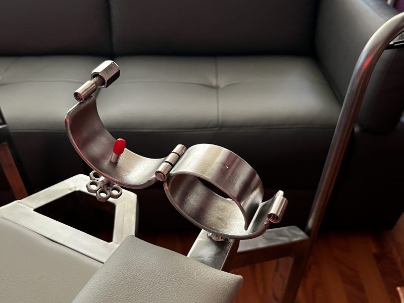 Strafbock mit Sklavenstuhlmodul