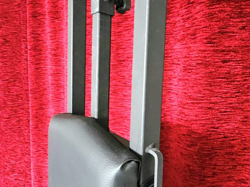 Herrinnen-/Domina-/Sklavenstuhl