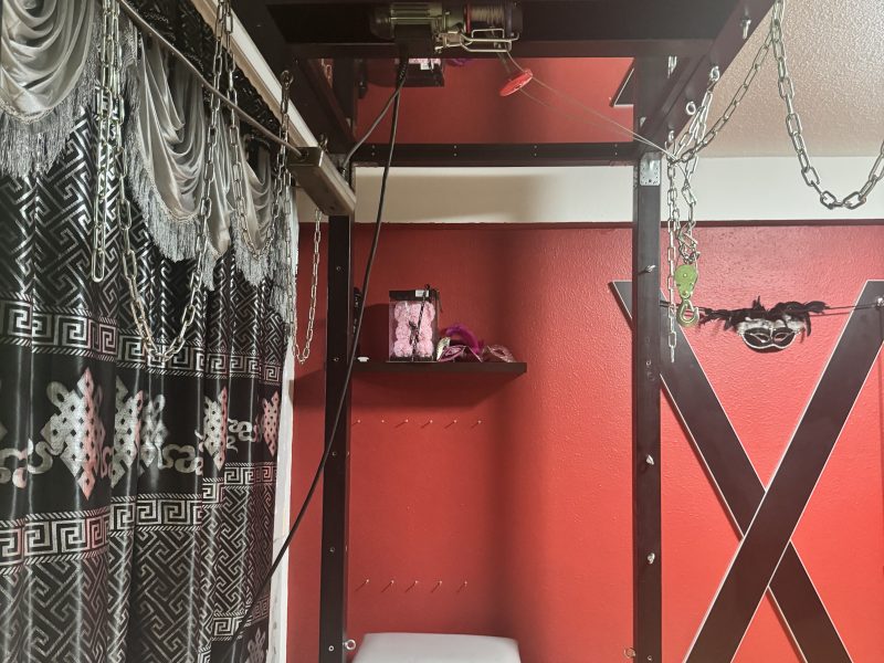 BDSM studio Einrichtung zu verkaufen