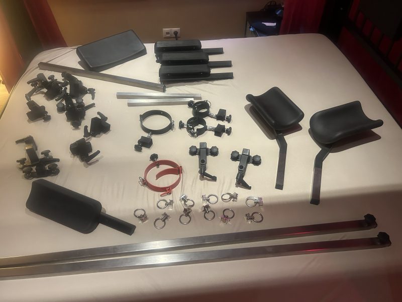 BDSM Stahl Systembett