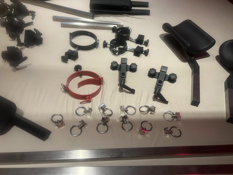 BDSM Stahl Systembett