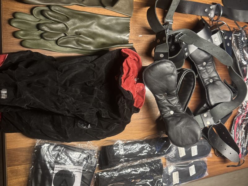 Diverses BDSM Zubehör/ Spielzeug