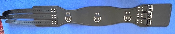 Leder Bondage Gürtel Extrabreit mit seitlichen und Zentraler Öse